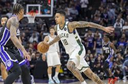 开云体育平台APP-包含雄鹿主场逆转开拓者，字母哥独揽高分的词条