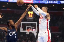 开云体育APP下载-快船队大胜对手，展示出色团队协作