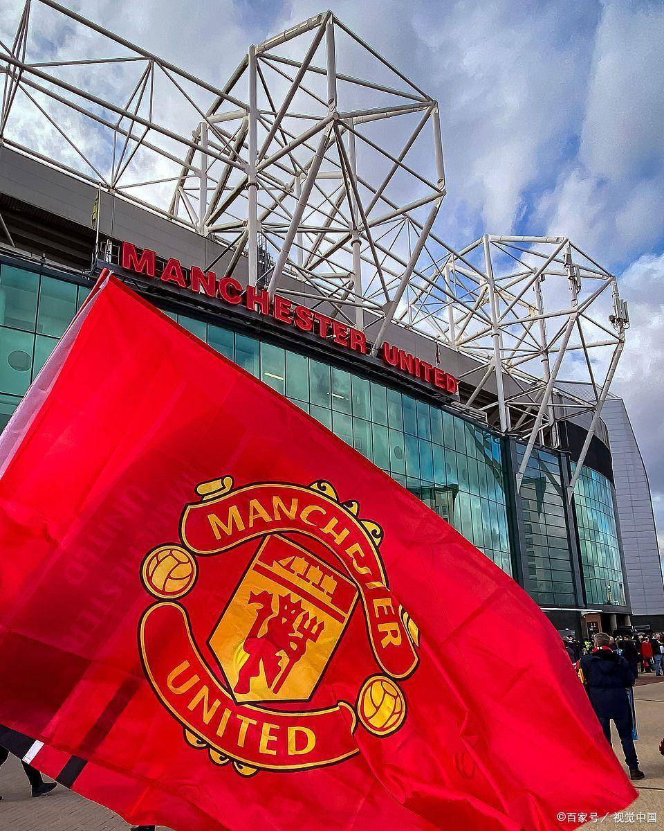 曼城客场胜出,名列小组榜首 曼城客场胜出,名列小组榜首