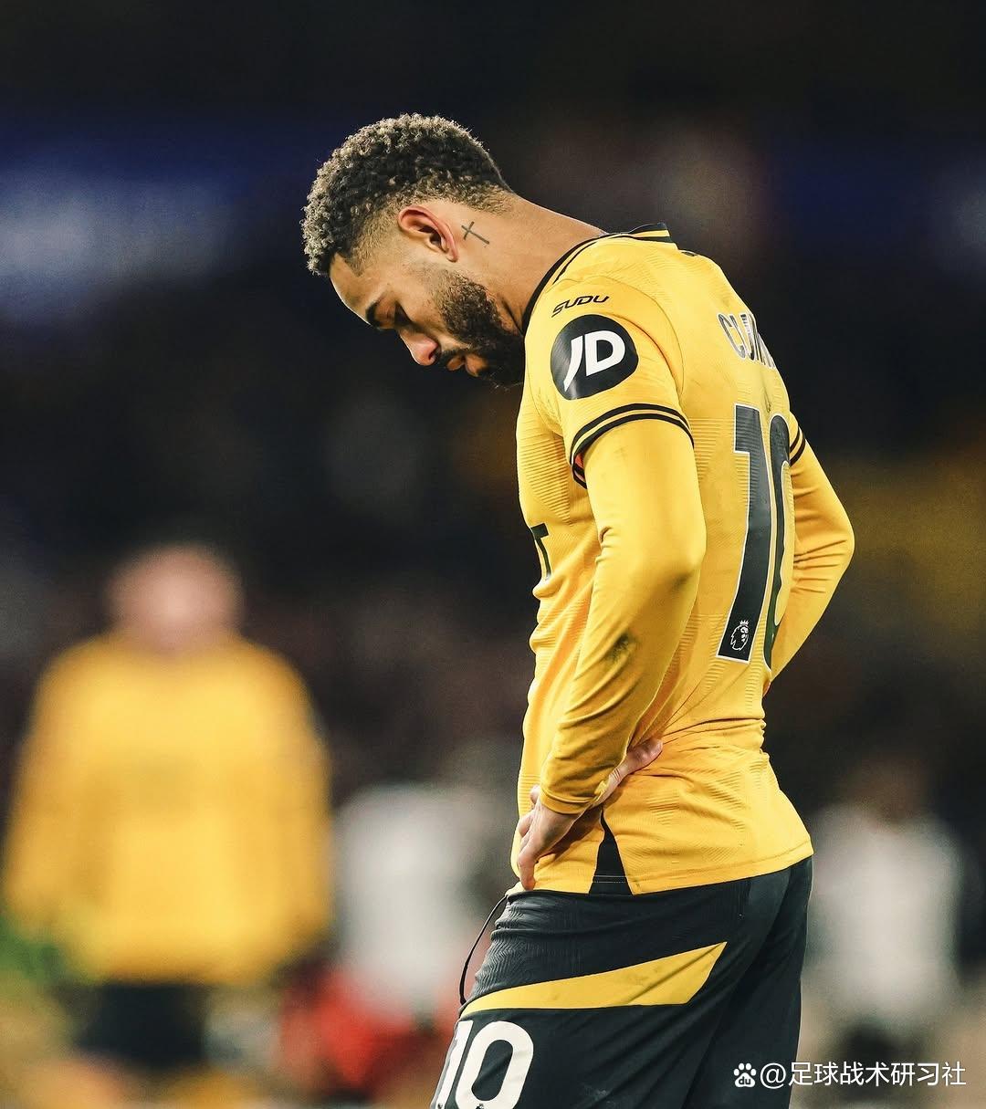 狼队主场大胜埃弗顿,重回争冠集团形势乐观的简单介绍 狼队主场大胜埃弗顿,重回争冠集团形势乐观的简单介绍