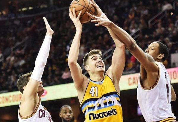 南韩男篮横扫掘金,乔治爆发神勇的简单介绍 南韩男篮横扫掘金,乔治爆发神勇的简单介绍