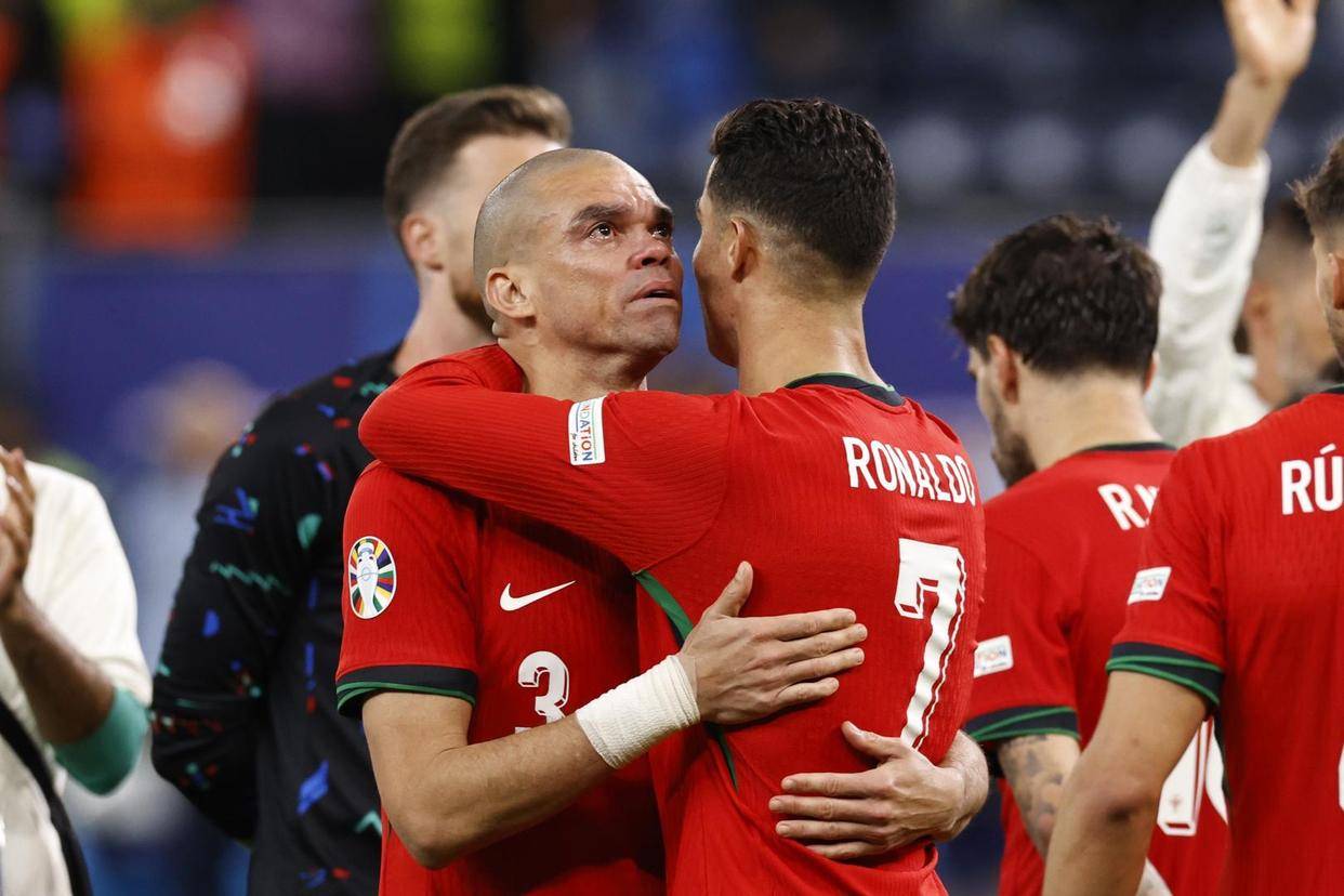 中国队力克法国队,奥恰洛夫刷新纪录 中国队力克法国队,奥恰洛夫刷新纪录